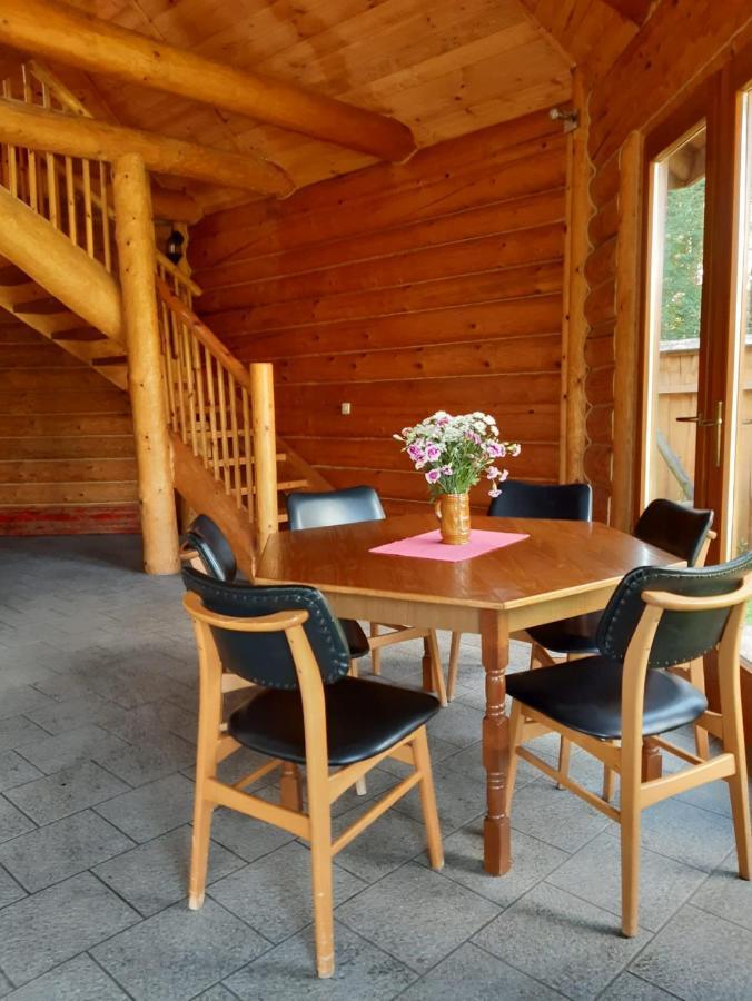 Osrodek Wypoczynkowy "Zrodla Dobrej" Hotel Olesno Exterior foto